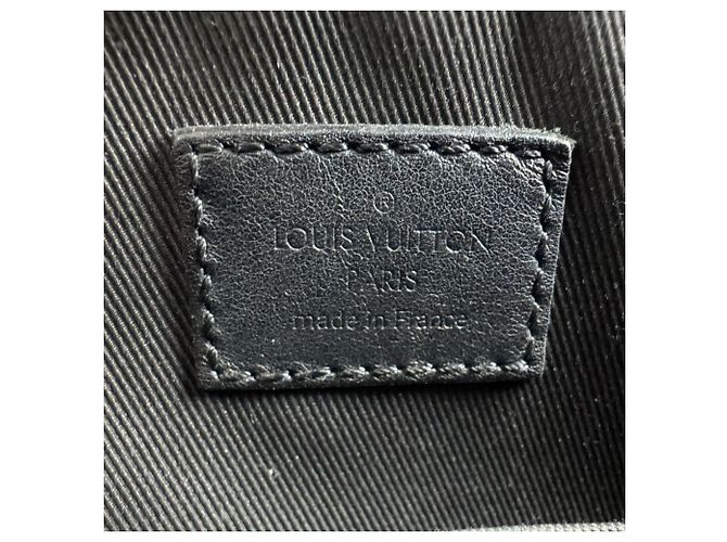 Borsa a tracolla Louis Vuitton Monogram Eclipse Marrone Nero Monogramma - vista 12