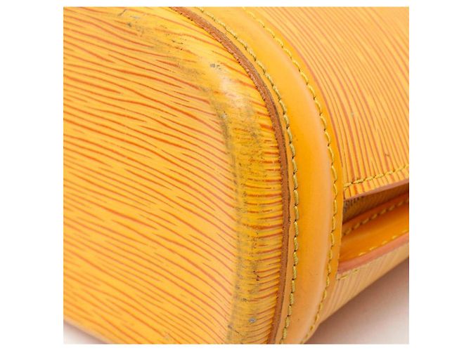 Louis Vuitton Lussac Borsa a tracolla Pelle Epi Gialla Giallo - vista 18