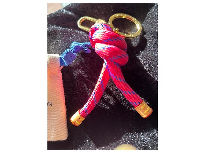 Portachiavi Louis Vuitton con cordino in corda Rosa Blu Gold hardware - vista 6