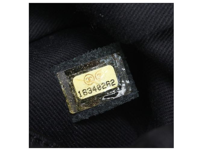 Borsa a tracolla con catena in pelle Matelassé Chanel Nero - vista 10