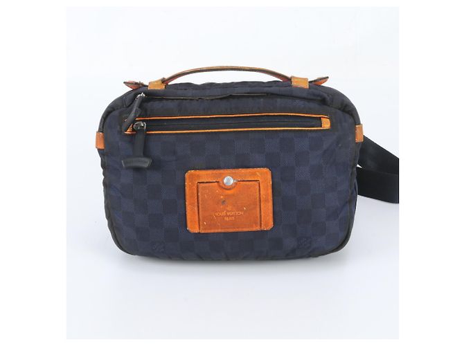 Sac banane Louis Vuitton Damier Challenge Bleu Marine - vue 2