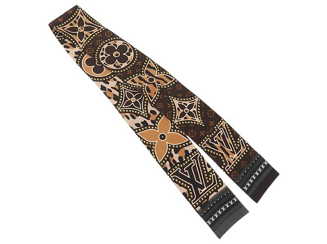 Louis Vuitton Brown Monogram LV World Bandeau Silk Scarf Marrone - vista 2