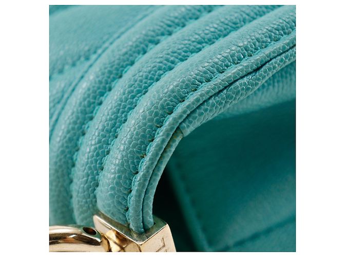 Chanel Blue Small Chevron Caviar Boy Flap Turchese - vista 11