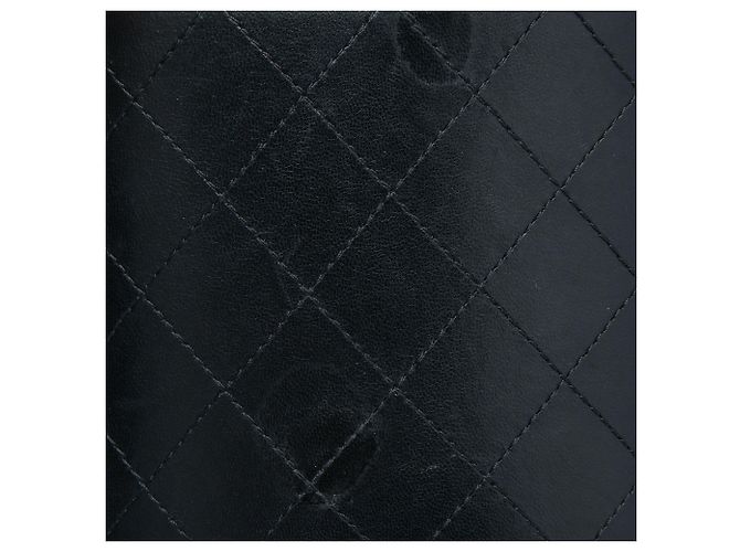 Chanel Handyhalter aus schwarzem gestepptem Lammleder mit CC-Kette - Ansicht 5