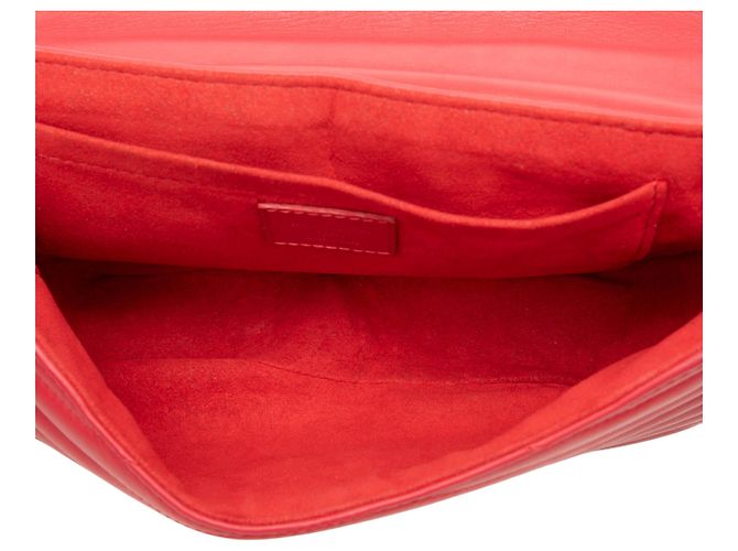 Borsa a catena Louis Vuitton New Wave MM rossa Rosso - vista 4