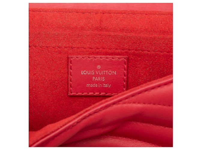Borsa a catena Louis Vuitton New Wave MM rossa Rosso - vista 5