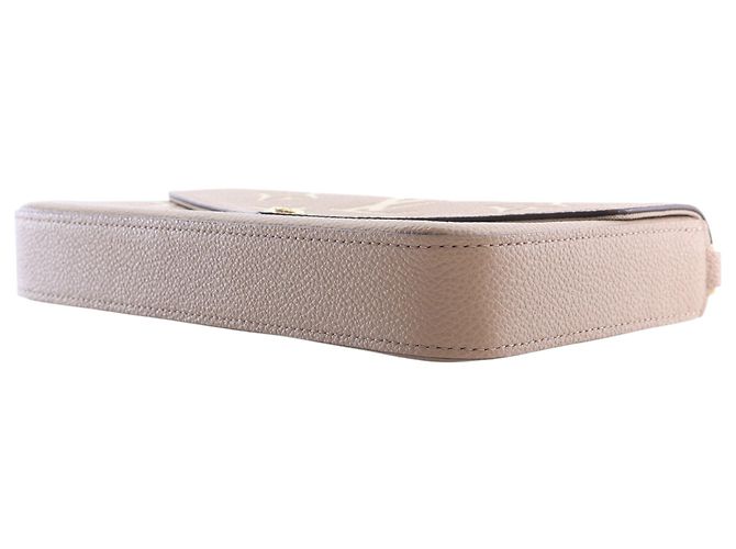 Louis Vuitton Beige Bicolor Monogram Empreinte Pochette Felicie - vista 13
