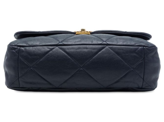 Chanel Blue Maxi Lambskin 19 Flap Blu navy - vista 3