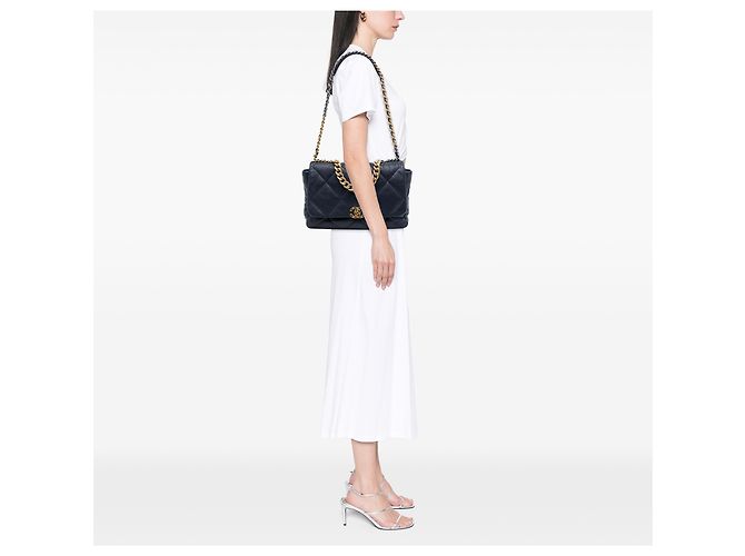 Chanel Blue Maxi Lambskin 19 Flap Blu navy - vista 6