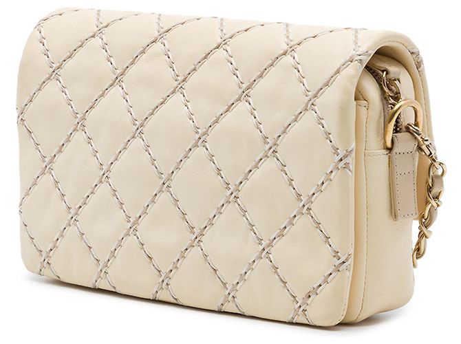 Chanel Beige CC Quilted Calfskin Wild Stitch Flap - vista 2