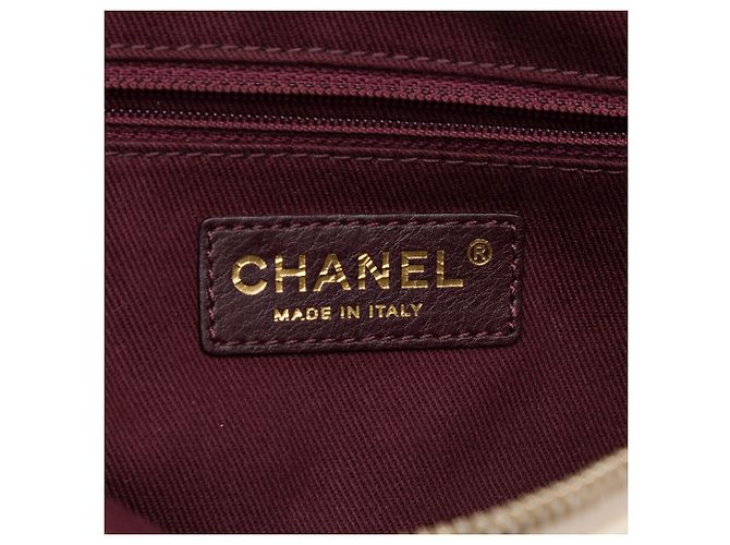 Chanel Beige CC Quilted Calfskin Wild Stitch Flap - vista 5