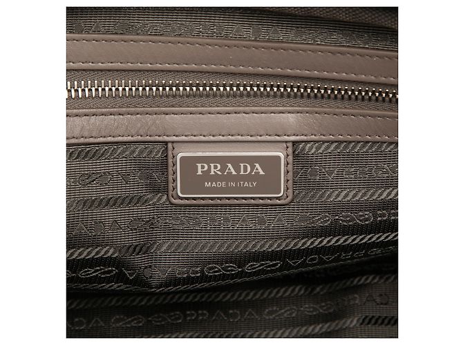 Borsa cintura con zip Prada in Vitello Daino marrone Taupe - vista 5