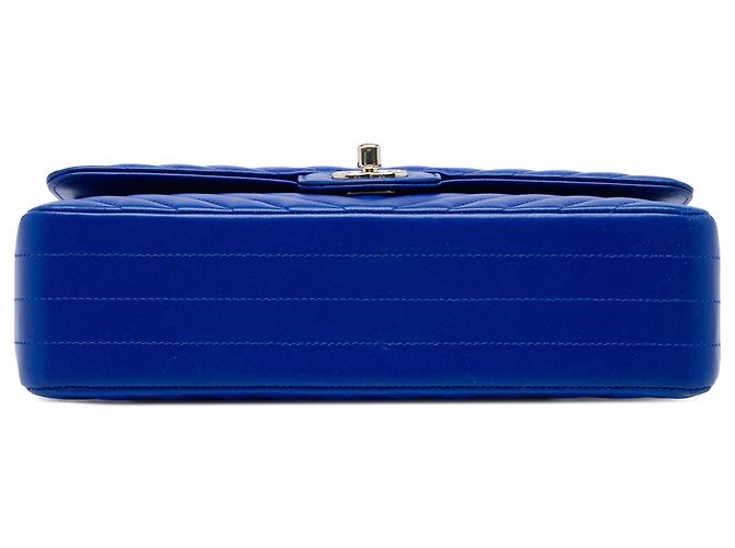 Chanel Blue Medium Classic Chevron Lambskin Double Flap - vista 3