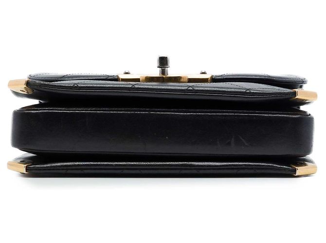 Chanel Black Quilted Lambskin Around The Corner Flap Nero - vue 3