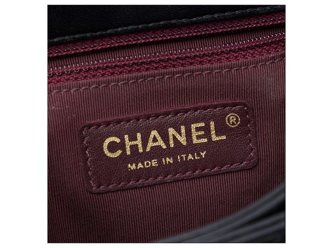 Chanel Black Quilted Lambskin Around The Corner Flap Nero - vue 5