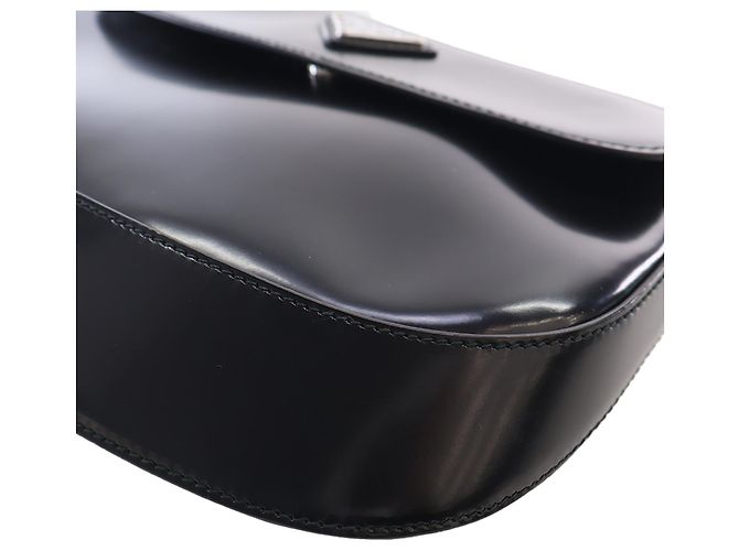Borsa a spalla con patta Cleo in pelle Spazzolato nera Prada Nero - vista 11