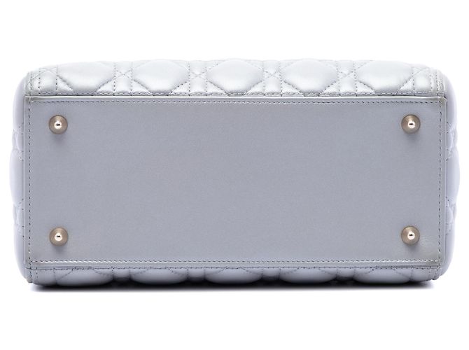Dior Gray Medium Pearlescent Lambskin Cannage Lady Dior Marrone - vista 3
