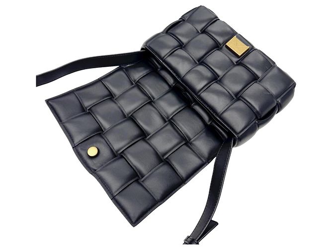 Borsa a tracolla Padded Cassette Bottega Veneta Nero - vista 9