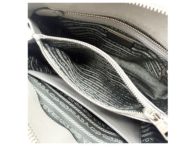Borsa a mano Prada Saffiano Luxe in pelle grigia Marrone - vista 14
