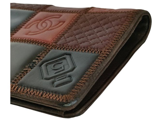 Cartera larga Chanel Icon Line Coco Mark Patchwork Castaño - vista 5
