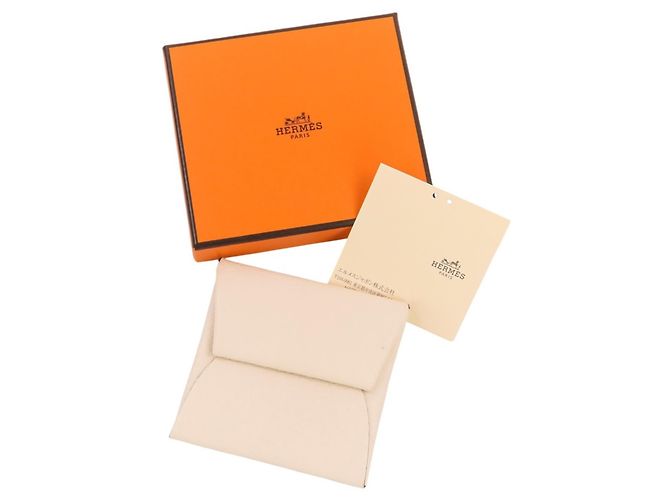 Hermès Monedero HERMES Bastia de piel Chevre Beige - vista 10