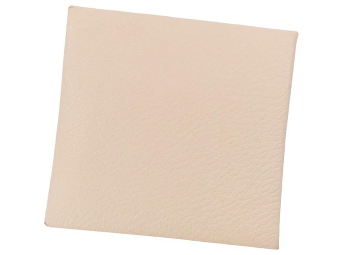 Hermès Monedero HERMES Bastia de piel Chevre Beige - vista 2