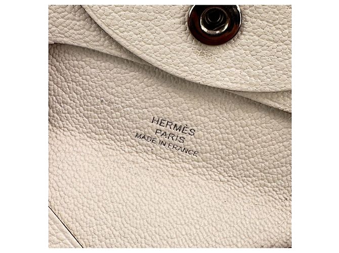 Hermès Monedero HERMES Bastia de piel Chevre Beige - vista 8