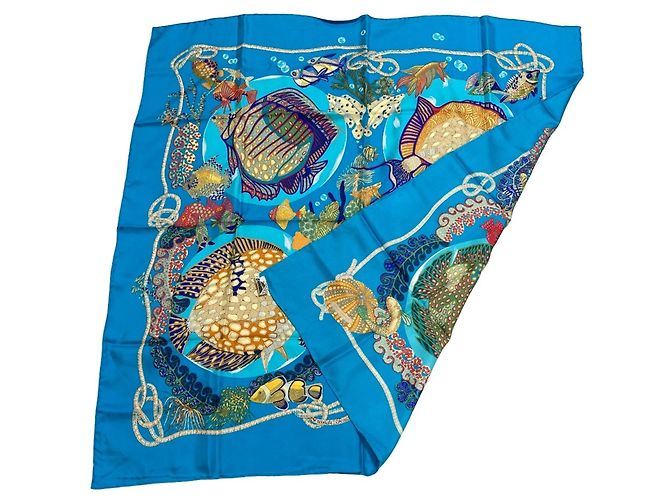 Hermès Foulard di seta Hermes Carre 90 Grands Fonds Blu chiaro - vista 2