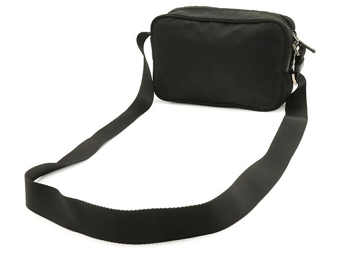 Prada Triangle Schultertasche in Black Schwarz - Ansicht 3