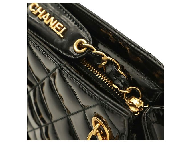 Borsa a tracolla Chanel Matelassé con catena Nero - vista 6