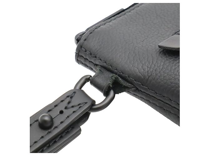 Bolso Louis Vuitton LV Aerogram Pochette en Noir Negro - vista 8