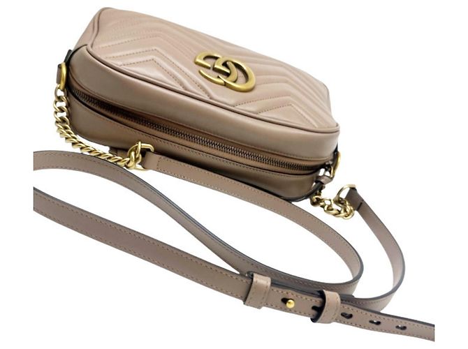 Gucci GG Marmont Small gesteppte Leder-Schultertasche mit Kette Beige - Ansicht 10