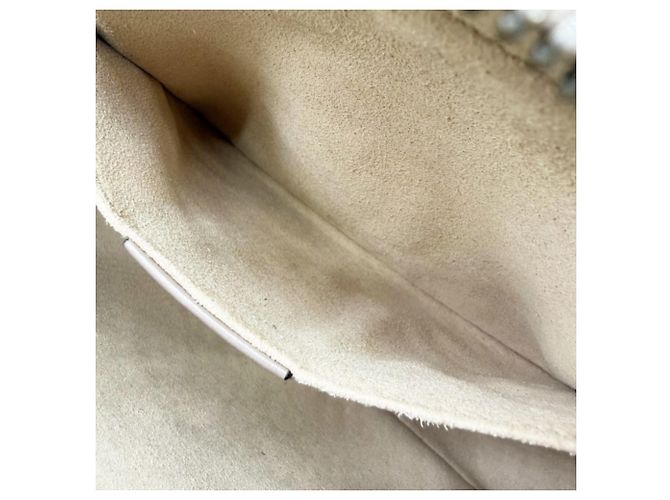 Gucci GG Marmont Small gesteppte Leder-Schultertasche mit Kette Beige - Ansicht 14