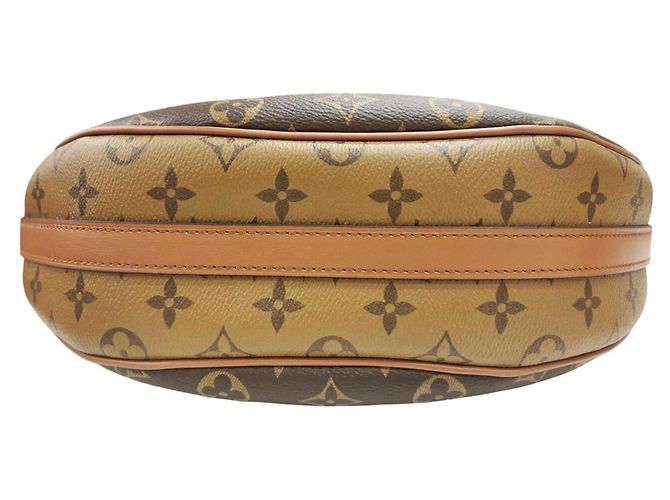 Borsa a tracolla Louis Vuitton Loop Hobo Monogram Reverse RFID Marrone - vista 5