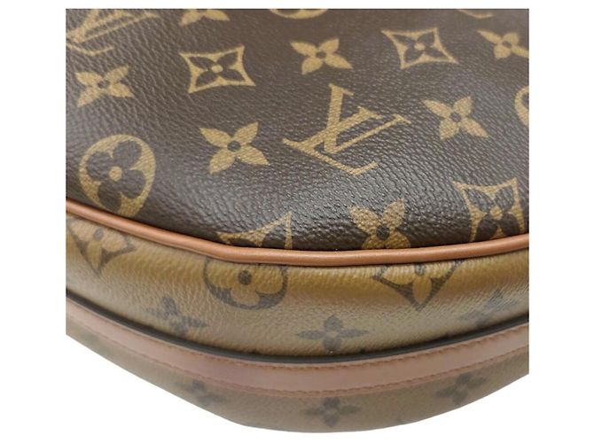 Borsa a tracolla Louis Vuitton Loop Hobo Monogram Reverse RFID Marrone - vista 7