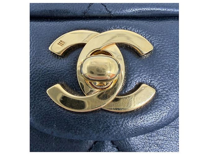 Borsa a tracolla Chanel Double Flap in pelle d'agnello nera con catena Nero - vista 11
