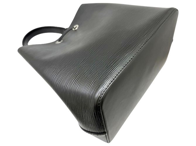Néonoé Borsa a tracolla Louis Vuitton Epi NeoNoe Noir Black Nero - vista 8