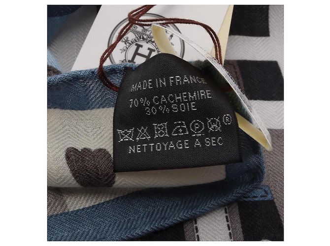Hermès Foulard Hermes Carre 65 Jeu de Piste Marrone Blu - vista 3