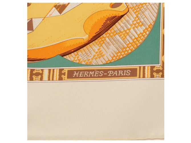 Hermès Foulard Hermes Carre 90 Au son du Tan-tan Multicolore Arancione Crudo - vista 8