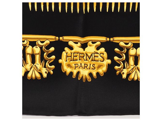 Hermès Hermes Carre 90 Les Cavaliers D'Or Schal Schwarz Gelb - Ansicht 4