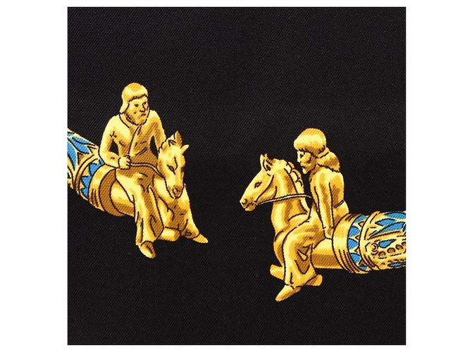Hermès Hermes Carre 90 Les Cavaliers D'Or Schal Schwarz Gelb - Ansicht 5