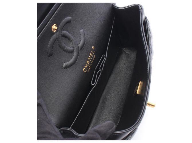 Borsa a tracolla Chanel Matelassé Double Flap Nero - vista 3