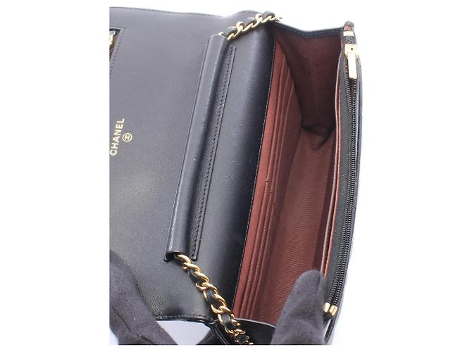 Borsa a tracolla Chanel Matelassé in pelle d'agnello nera Nero - vista 3