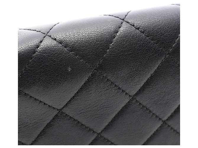 Borsa a tracolla Chanel Matelassé in pelle nera Nero - vista 8