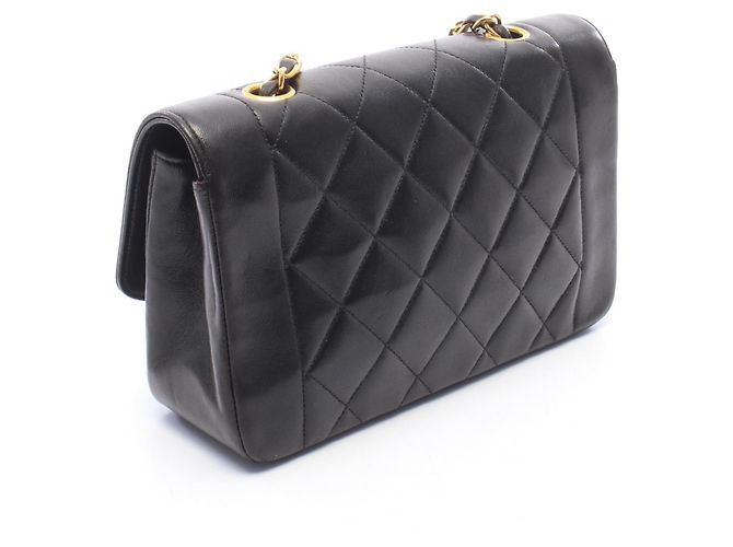 Borsa a tracolla Chanel Matelassé Diana Flap Nero - vista 2