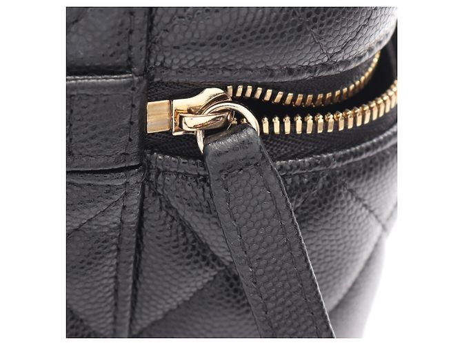 Chanel Matelassé Vanity Bag Schwarz - Ansicht 7