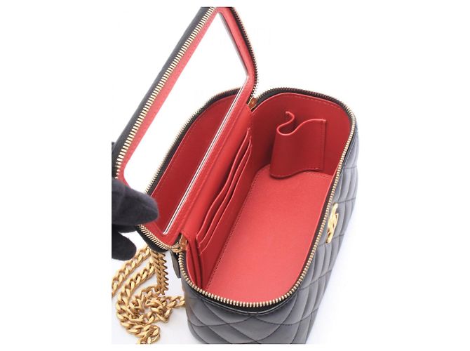 Borsa a tracolla Vanity Chanel Matelassé Nero - vista 3