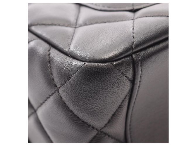 Borsa Mini Bowling Chanel Matelassé Nero - vista 6