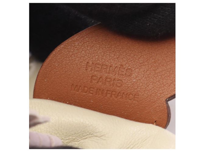 Hermès Hermes Rodeo Pegasus PM Handbag Charm Marrone Rosa Crudo - vista 3