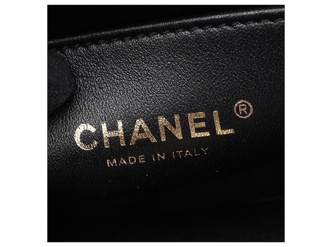 Borsa a tracolla Chanel Boy - Pelle Nera Nero - vista 4
